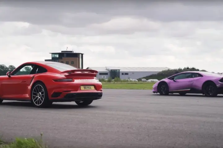 Lamborghini Huracan Performante vs Porsche 911 Turbo S [video]