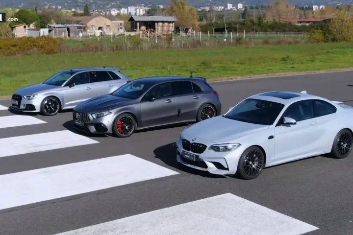 Hyper Hatch Drag Race [video]