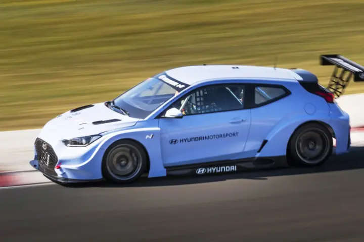 Hyundai Veloster N ETCR [w/video]