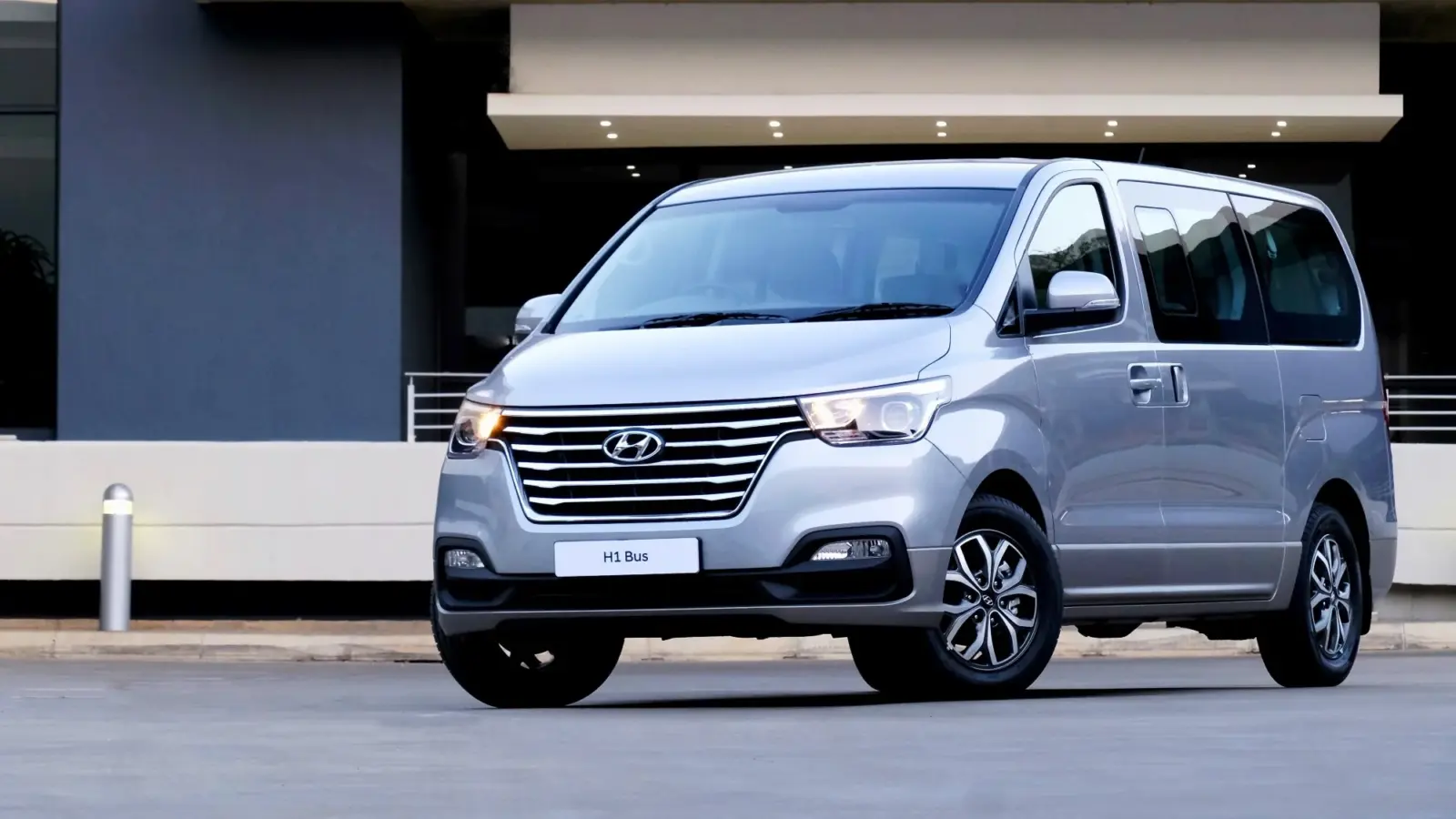 Hyundai H1 bus refreshed
