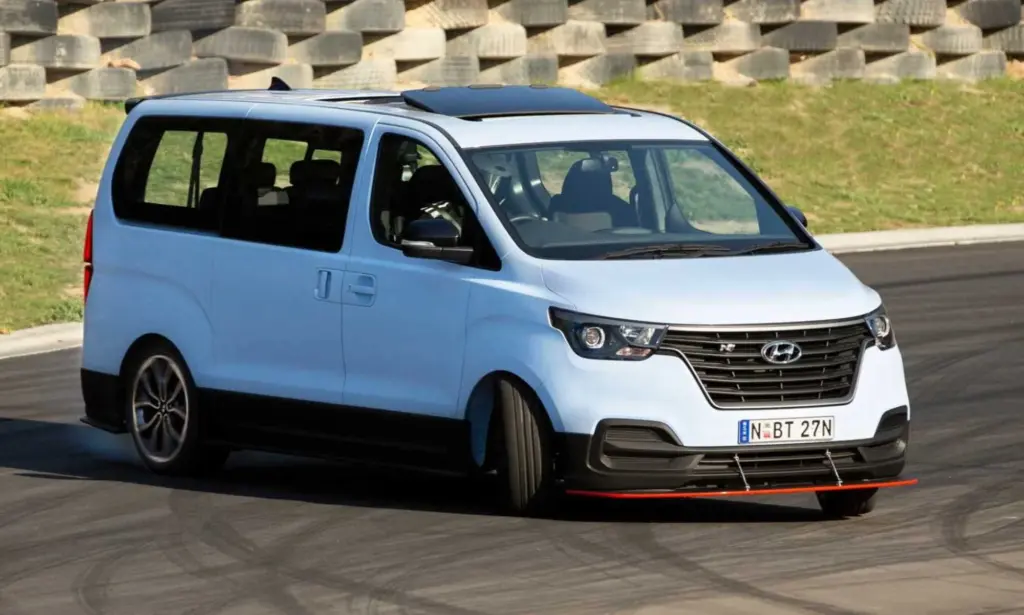 Hyundai N Drift Bus [video]