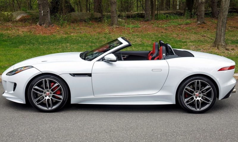 Jaguar F-Type R-Dynamic Convertible (2017) - Double Apex