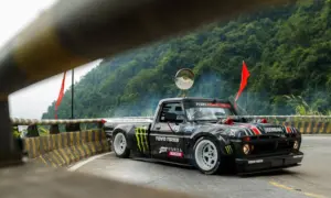 Ken Block Climbkhana Tianmen Mountain [video]