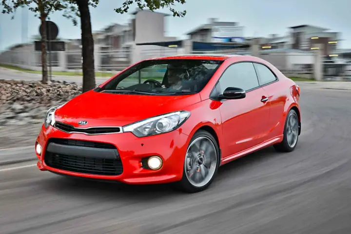 Kia Cerato Koup 1.6T GDI (2014)