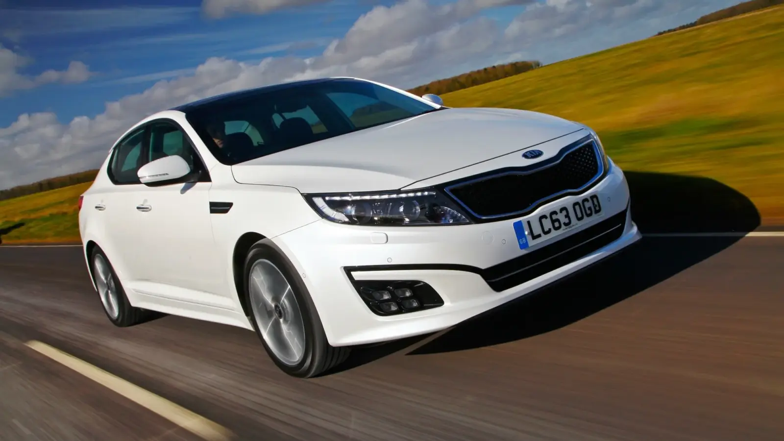 Kia Optima 2.4 AT (2012)
