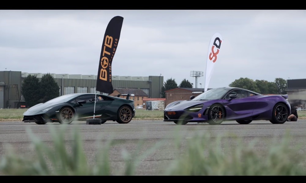 Lamborghini Huracan Performante vs McLaren 720S drag race [video]