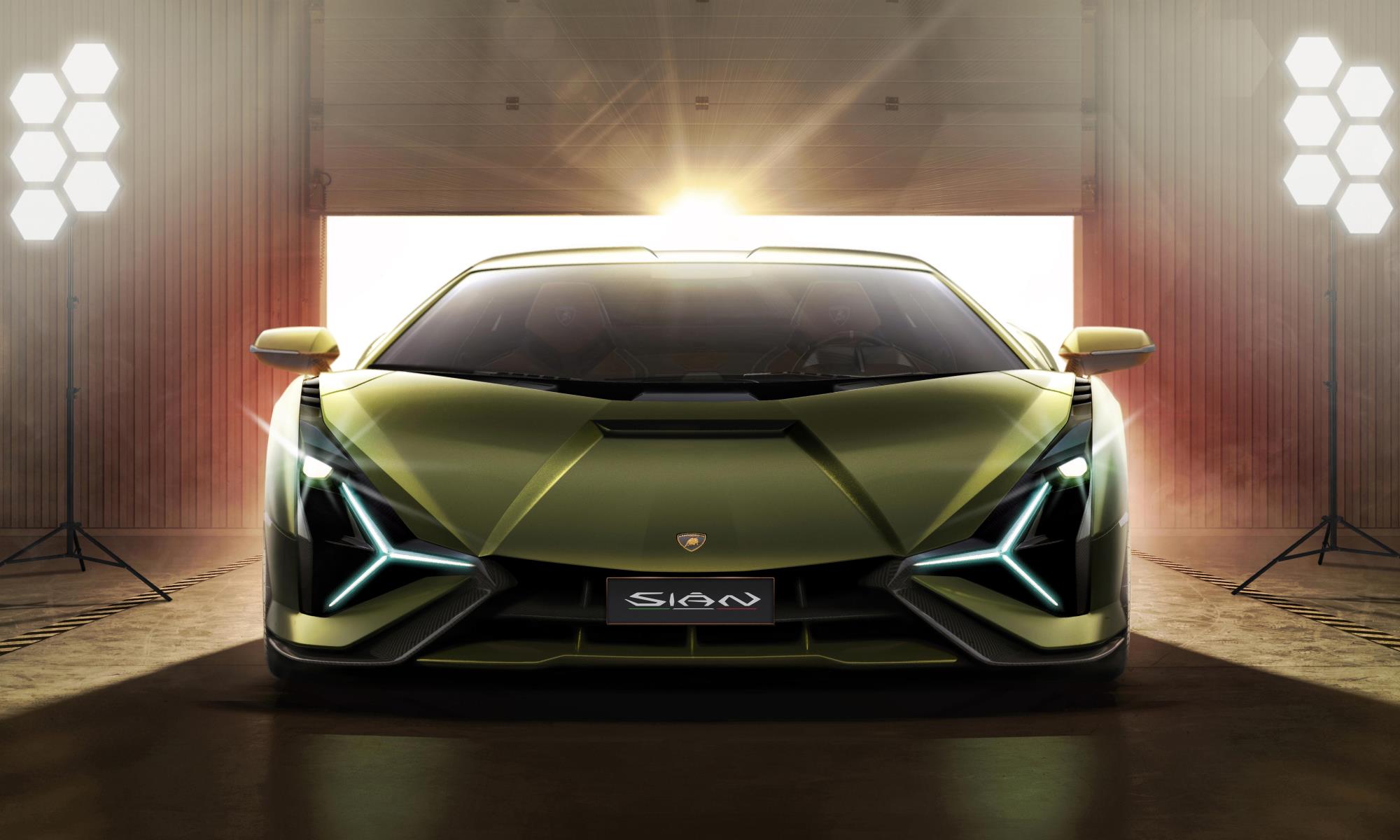 Lamborghini Sian front