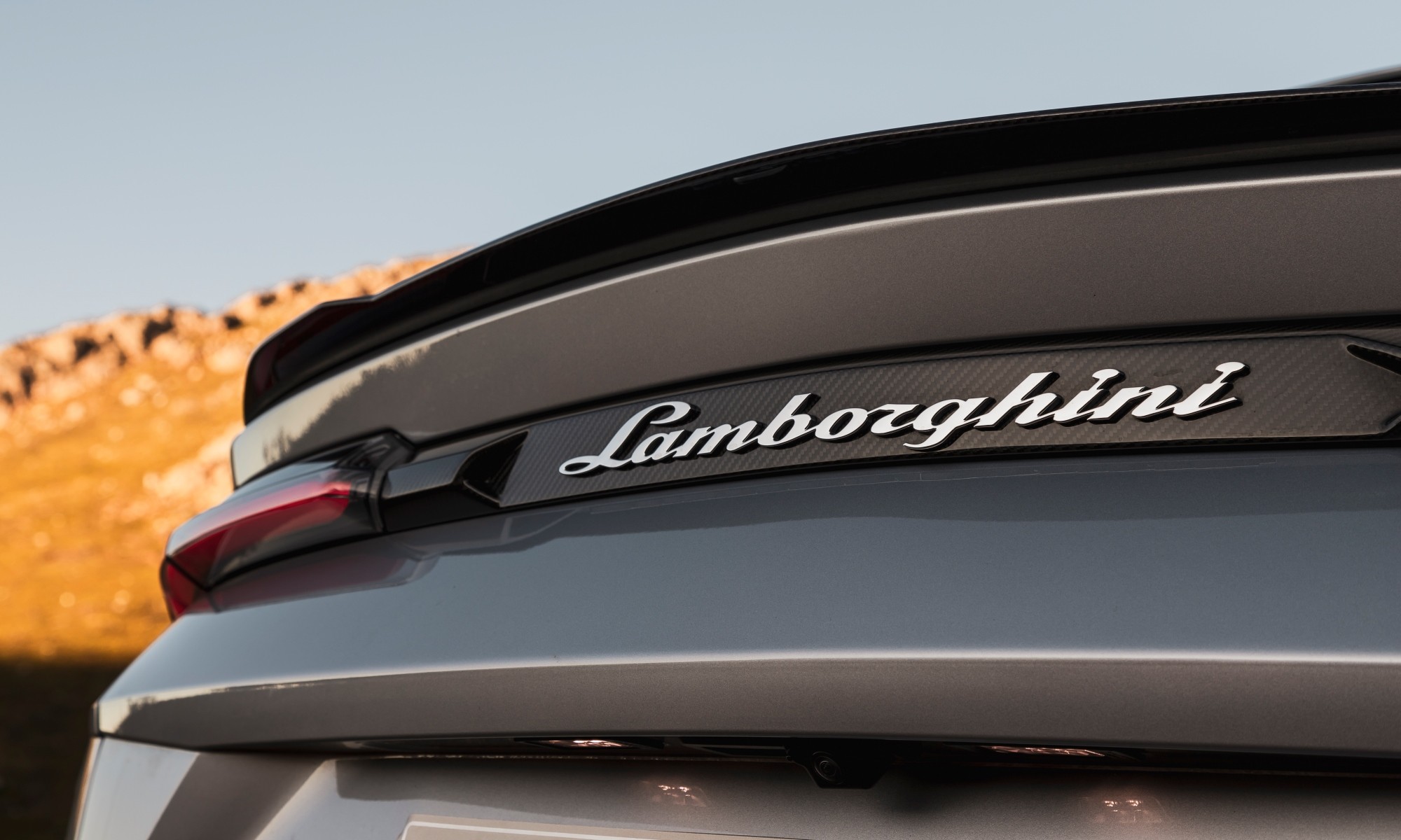 Lamborghini Urus driven badge
