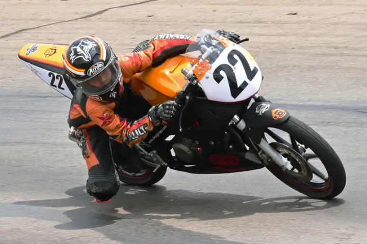 Double Apex Motorcycles: Back to School