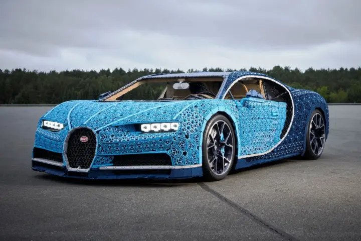 Lego Bugatti Chiron [w/video]