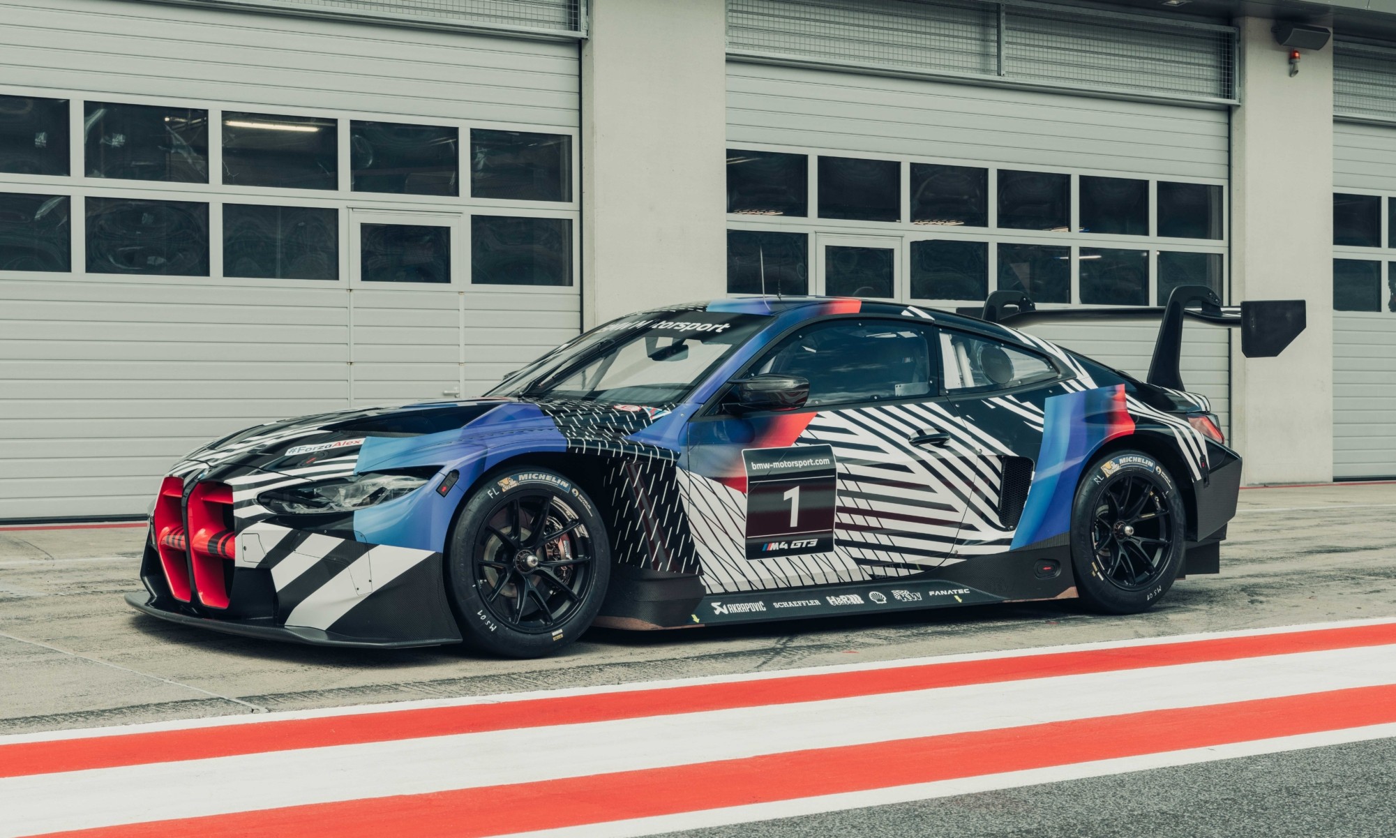 BMW M4 and M4 GT3 Debut 1