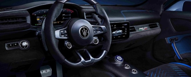 Maserati MC20 interior