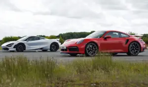McLaren 720S vs Porsche 911 Turbo S Drag Race [video]