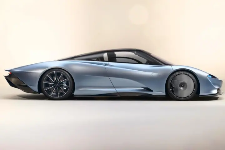 McLaren Speedtail hypercar