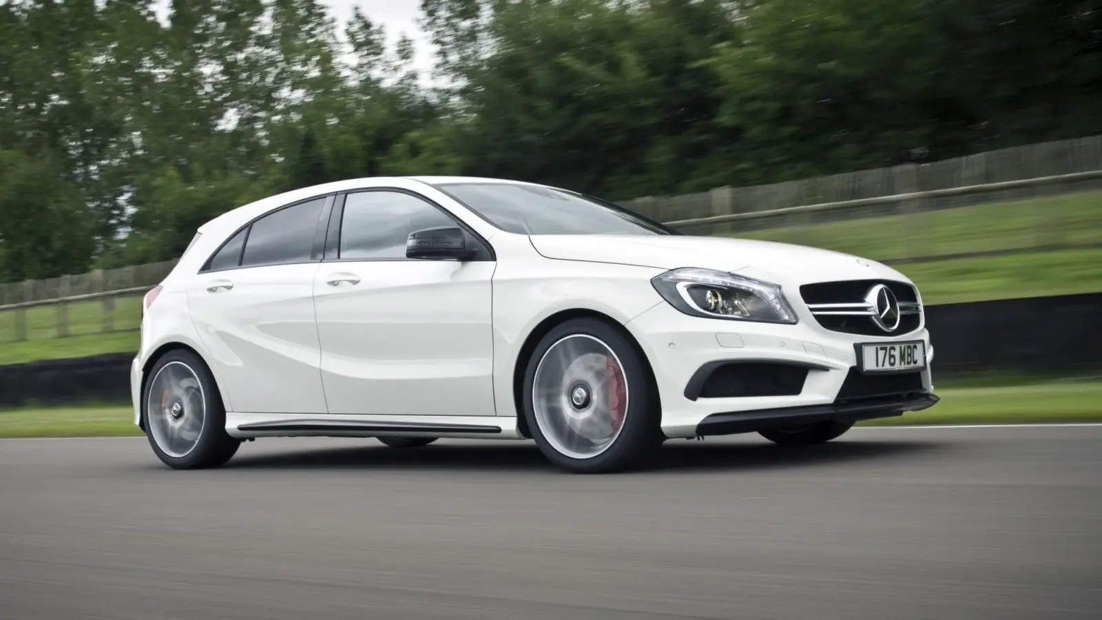 Mercedes-AMG A45 (2013)