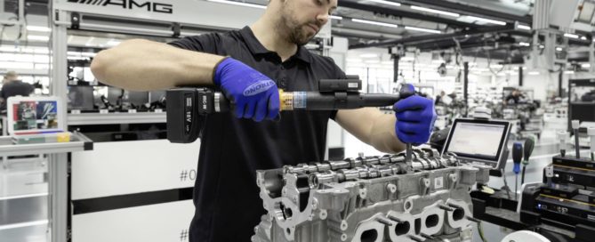Mercedes-AMG A45 engine build