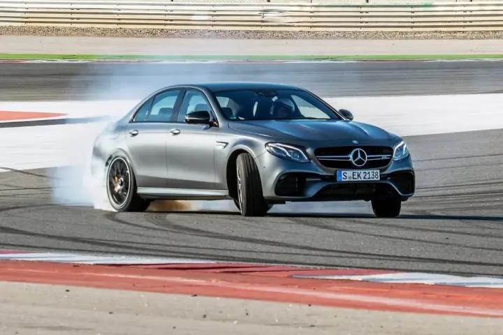 Mercedes-AMG E63 S 4Matic (2017)