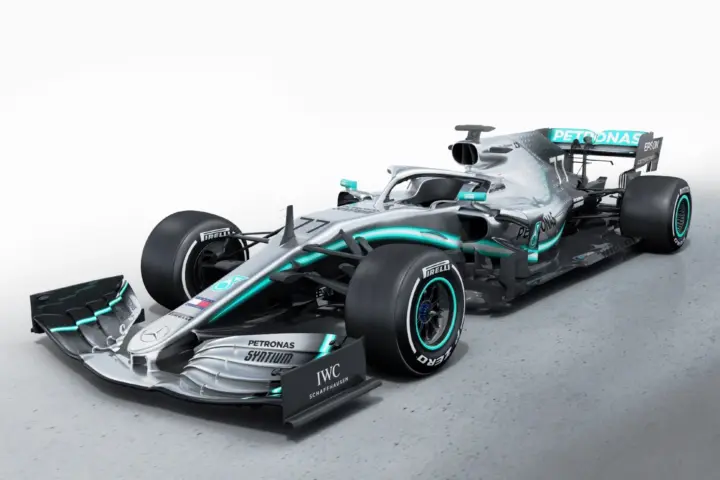 Mercedes-AMG F1 W10 launched