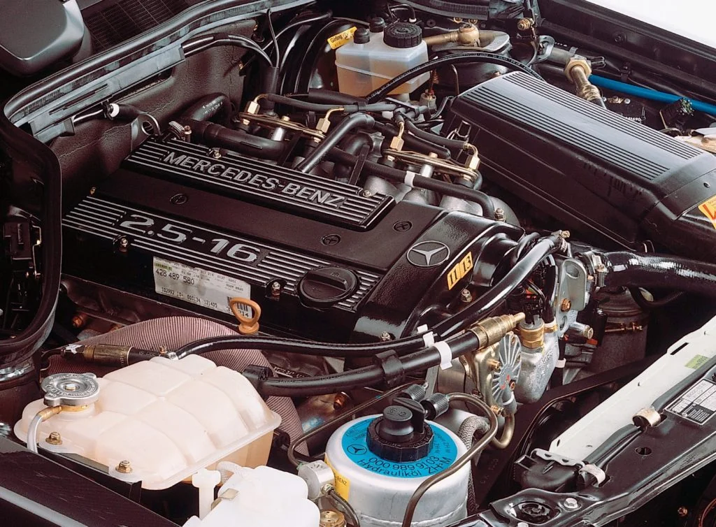 Mercedes-Benz 190E 2,5-16 Evo II engine