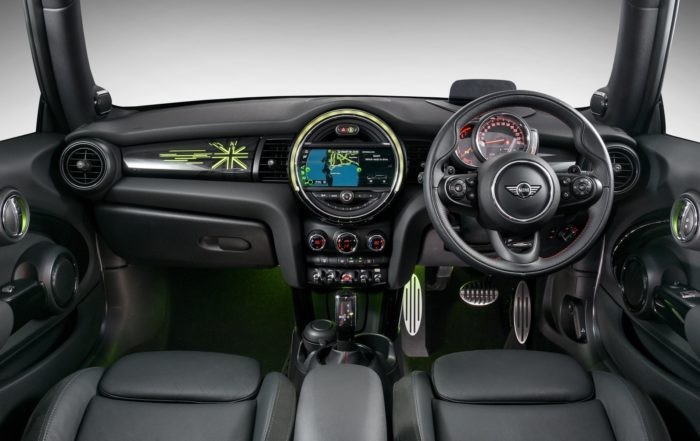 Mini Cooper Driven interior