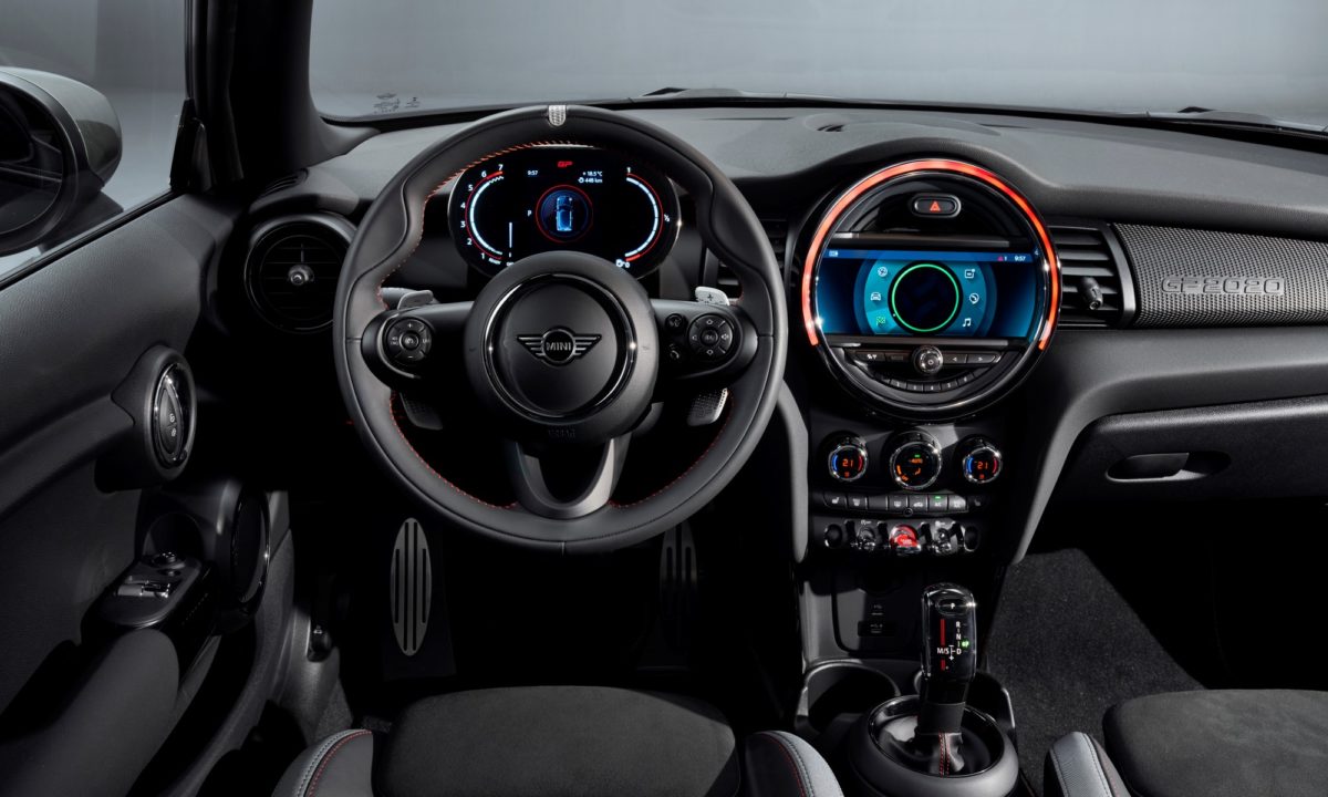 Mini JCW GP with 225 kW debuts at the LA Auto Show