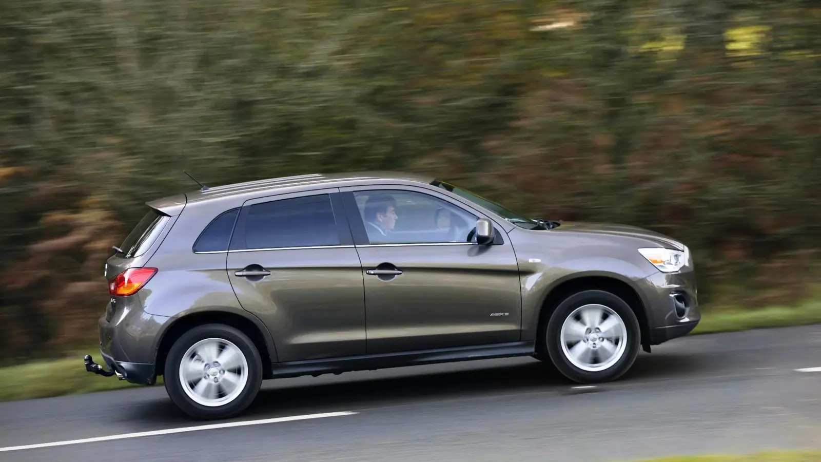 Mitsubishi ASX 2.0 Mid-Spec (2012)