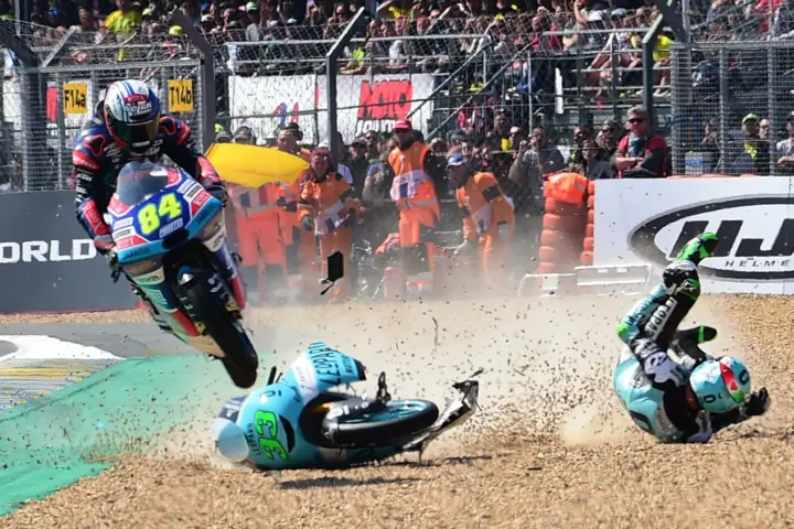 Incredible Moto3 save [video]