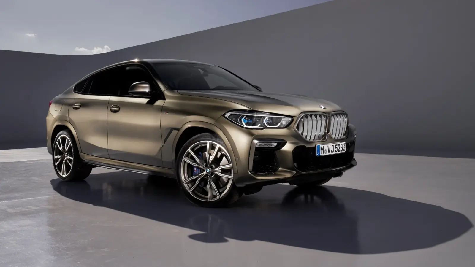 New BMW X6 unveiled