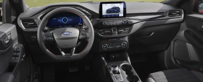 New Ford Kuga interior