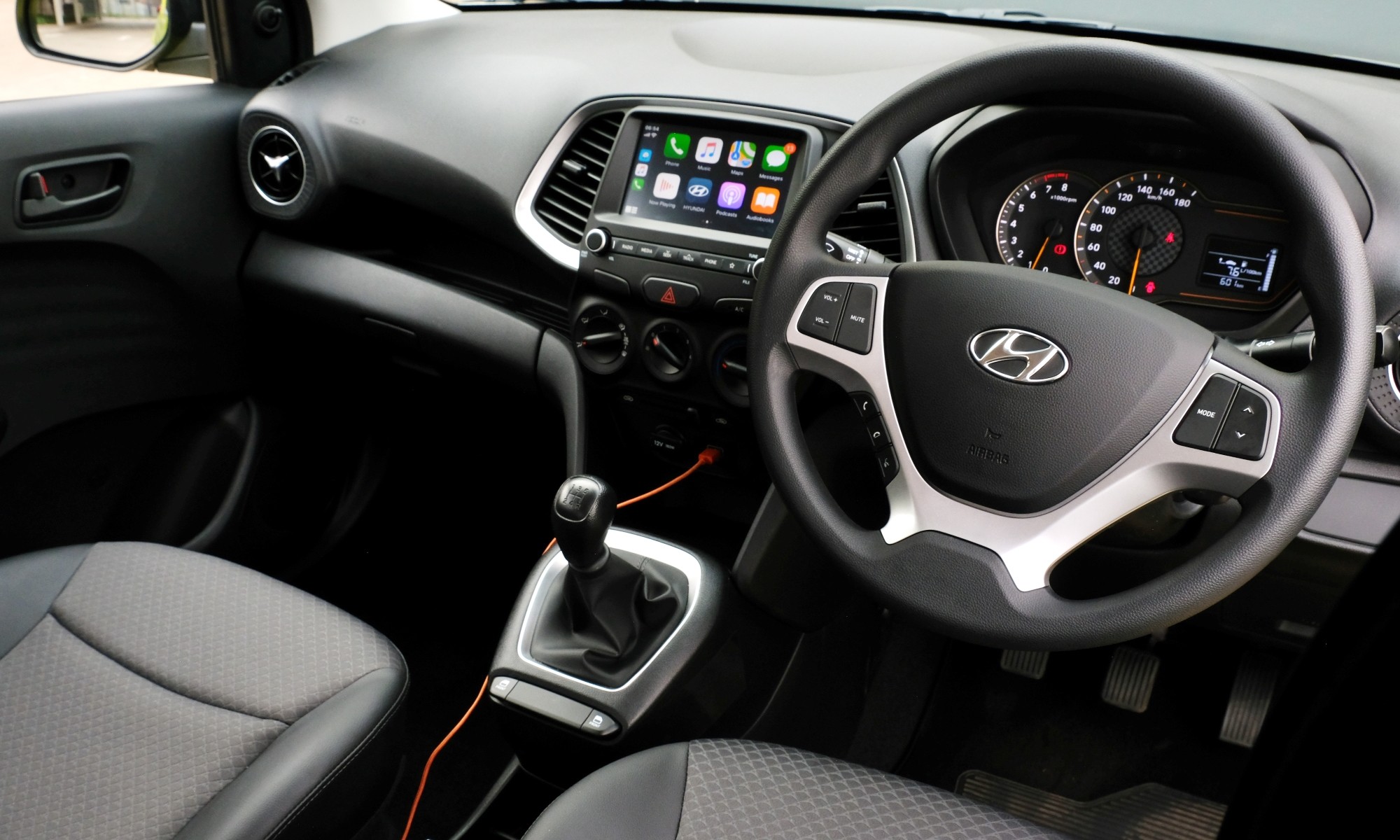 New Hyundai Atos interior