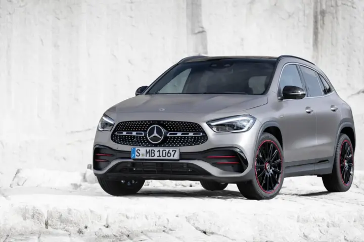 New Mercedes-Benz GLA [w/video]