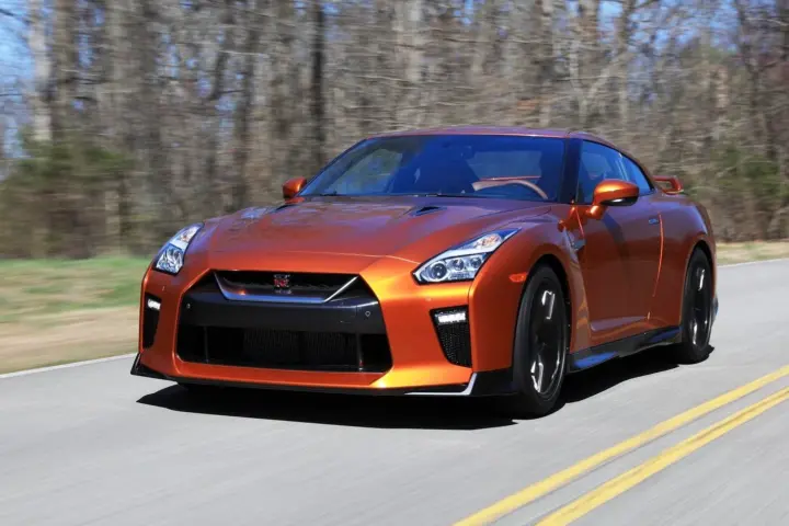 Nissan GT-R Premium Edition (2016)