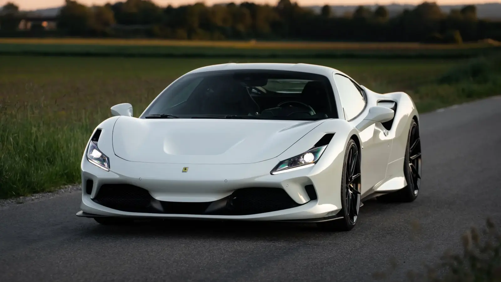 Novitec Ferrari F8 Tributo