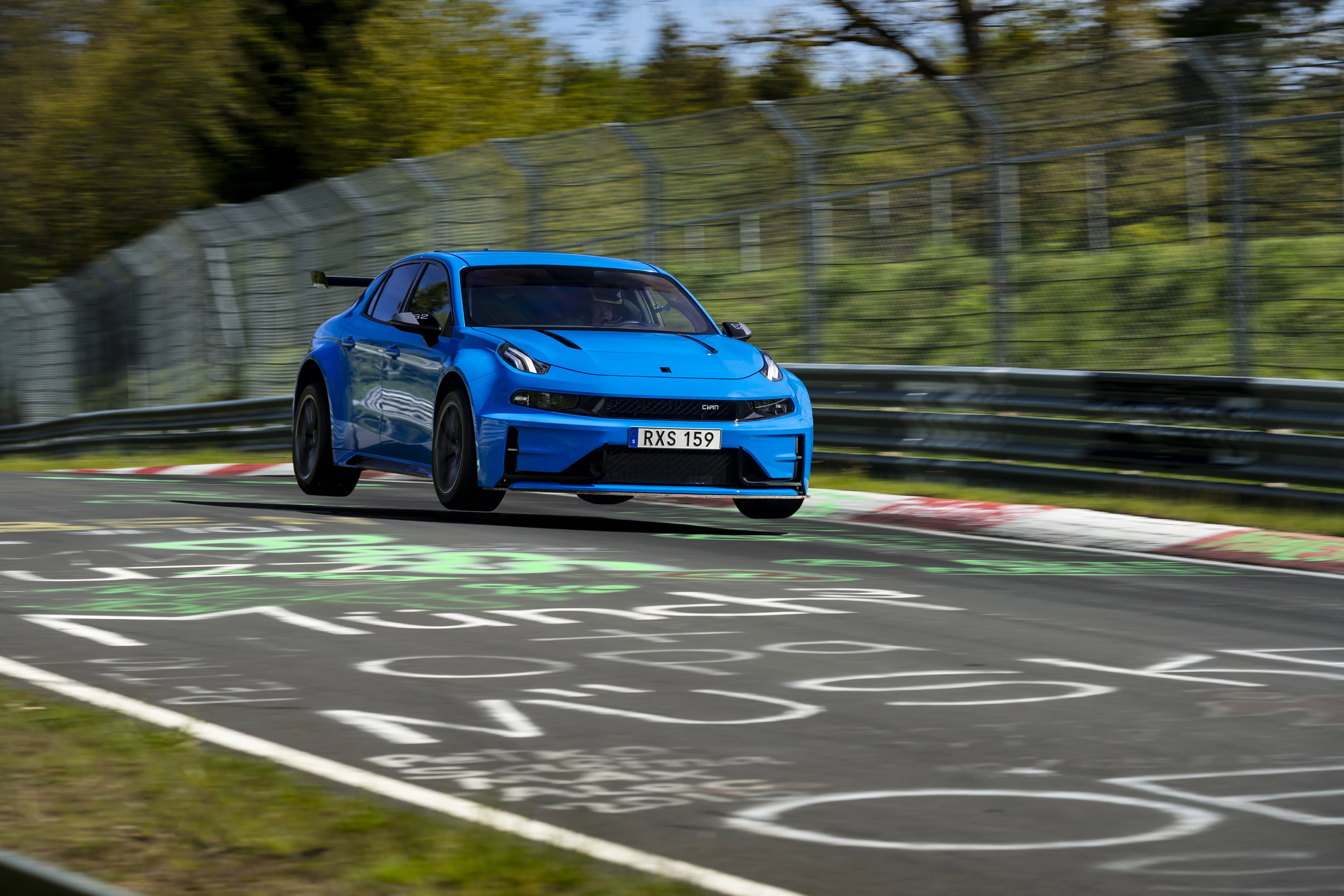 Lynk & Co 03 Cyan Concept