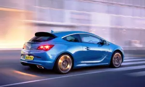 Opel Astra OPC (2013)