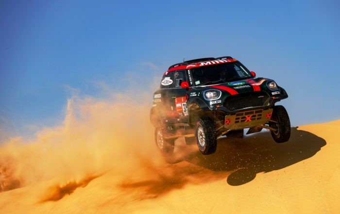 Orlando Terranova and Bernardo Graue in the John Cooper Works X-Raid Mini smash over a dune during Stage 10 between Haradh and Shubaytah (Photo by Florent Gooden for DPPI)