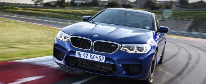 New BMW M5 has a domed bonnet and different front bumper