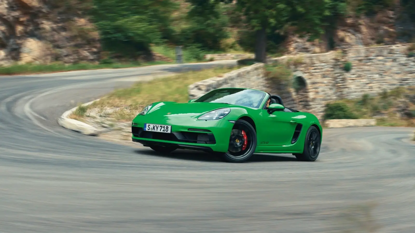 UPDATED: Porsche 718 GTS 4,0 Cayman and Boxster [w/pricing]