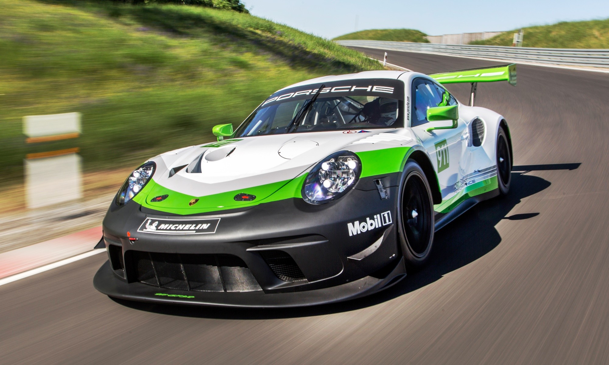 A new racer enters the world of motorsport, the Porsche 911 GT3 R.