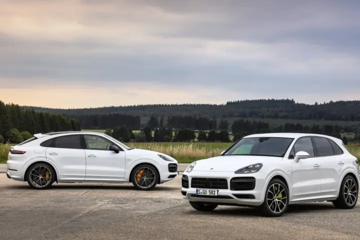 Porsche Cayenne Hybrid Turbo Models Launched [w/video]
