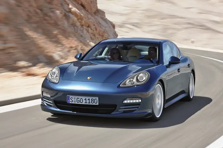 Porsche Panamera 4S PDK (2013)