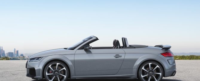 Refreshed Audi TT RS Roadster
