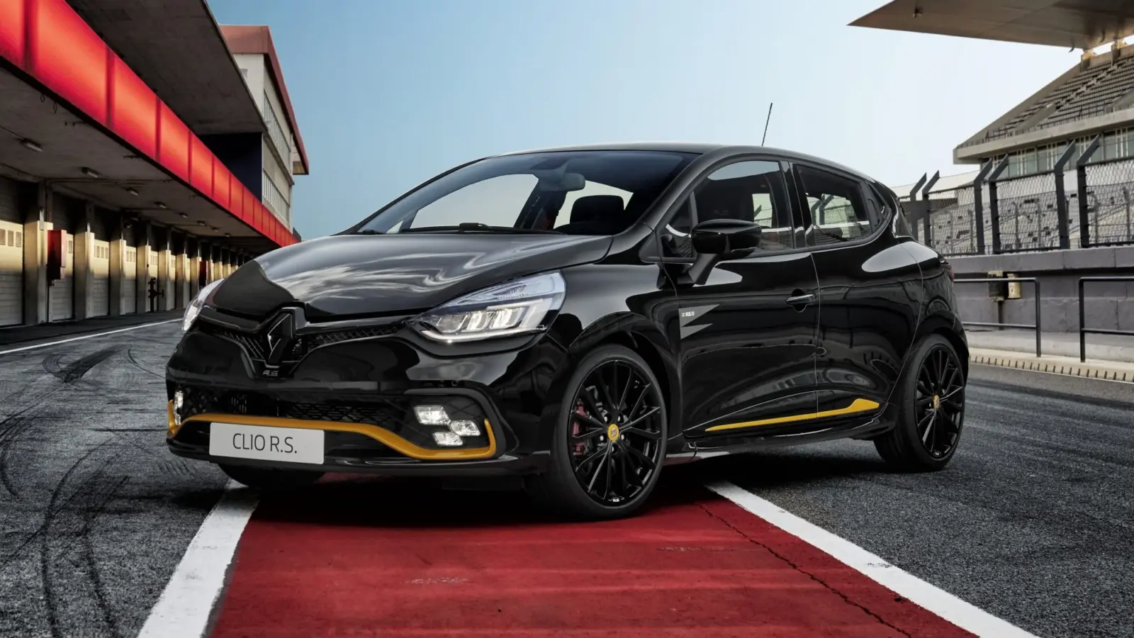 New Renault Clio RS 18 now in SA