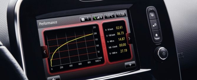 Renault Clio RS R Link display
