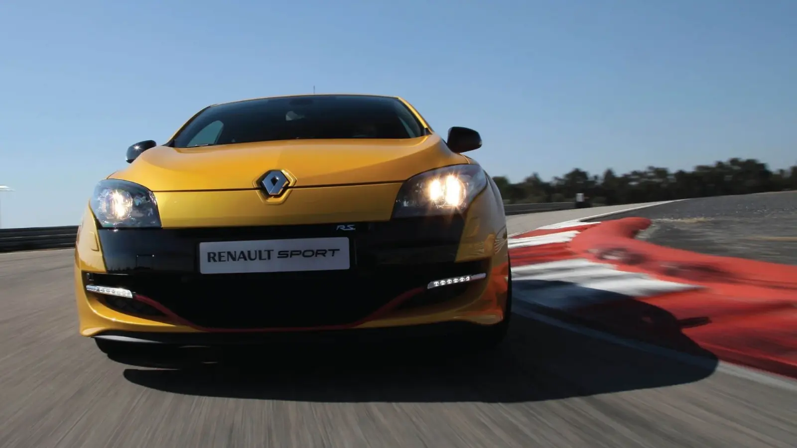 Renault Megane RS 265 Trophy (2012)