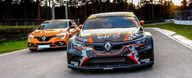 Renault Megane RS Cup with Rallycross sibling