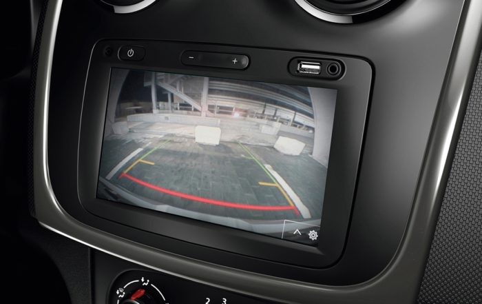 Renault Sandero Stepway Plus reverse camera