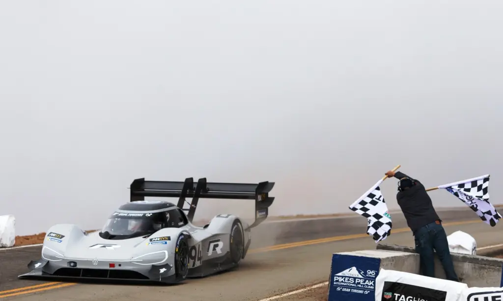 Monday Motorsport Round-up: 25 June 2018 [w/video]