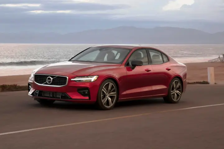 Speed Limit on All Volvo Cars By 2020
