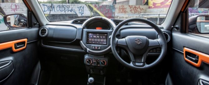 Suzuki S-Presso interior